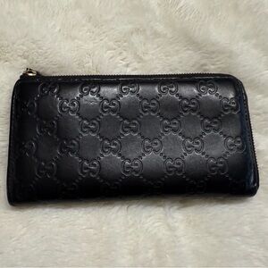 Gucci Black Embossed Wallet